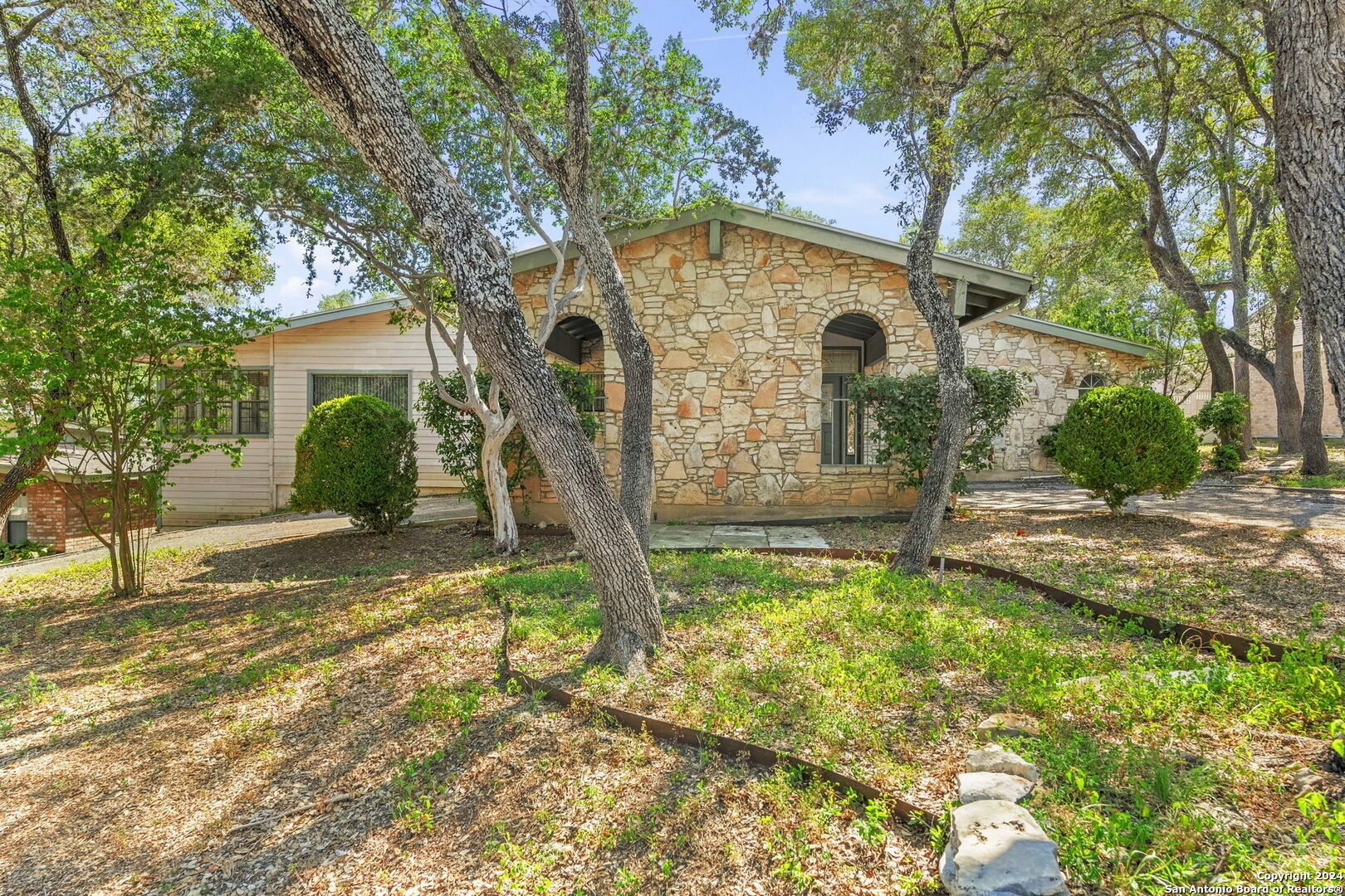 Property Photo:  10811 Teton Ln  TX 78230 