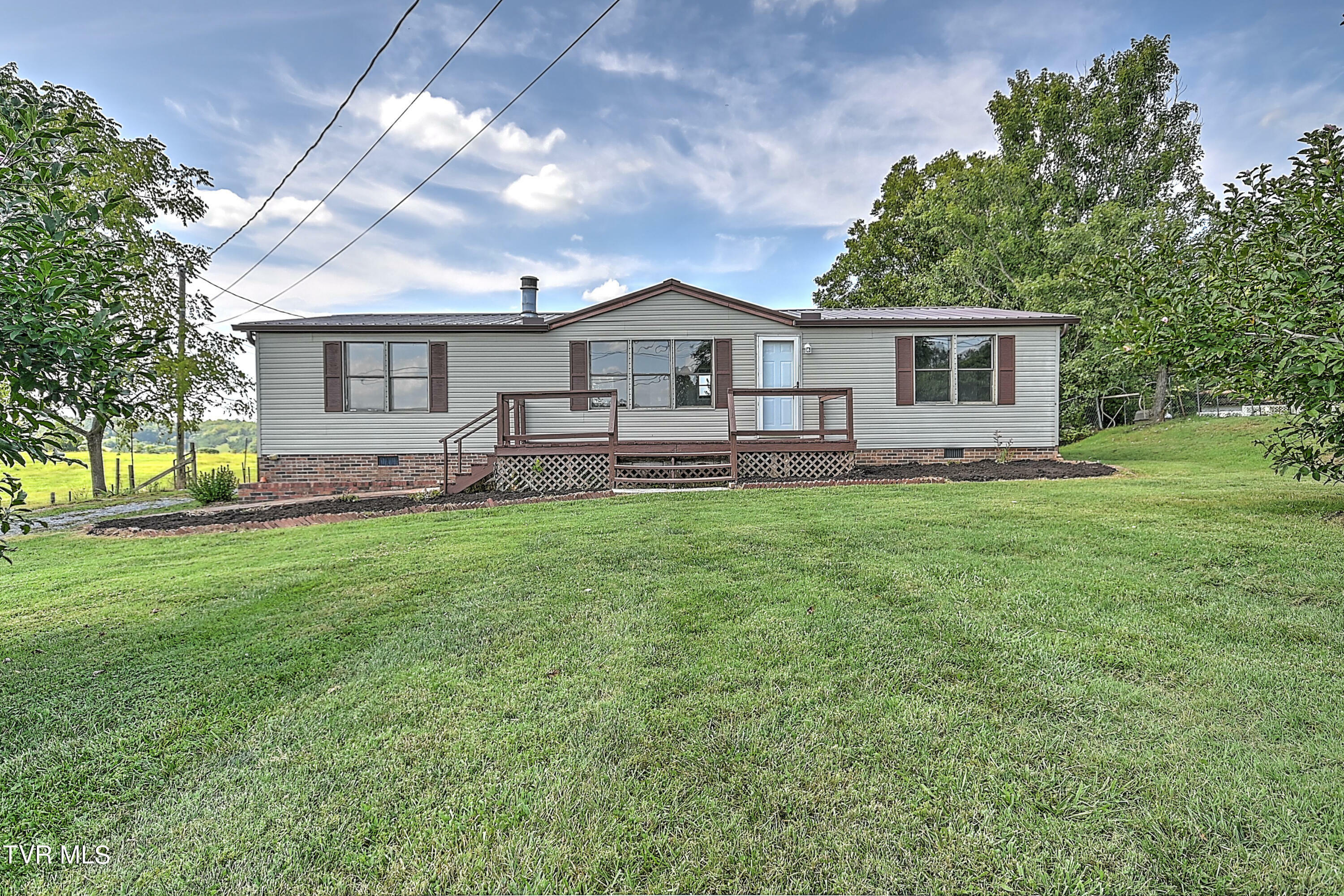 460 Pates Hill Road  Mosheim TN 37818 photo