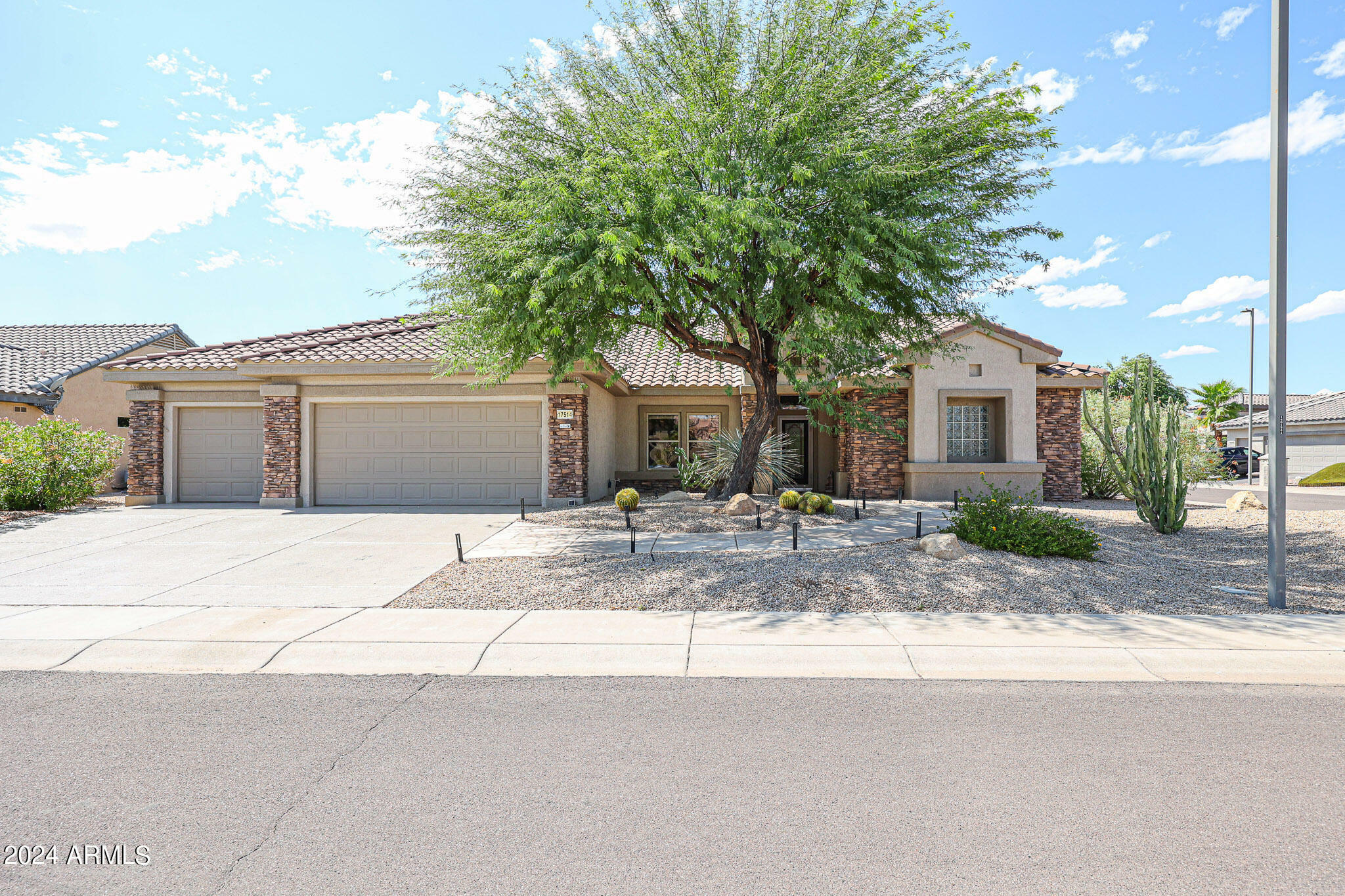 Property Photo:  17514 N Horseshoe Drive  AZ 85374 