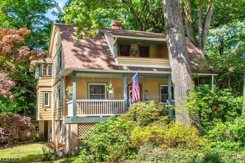 Property Photo:  27 Cedars Rd  NJ 07006 