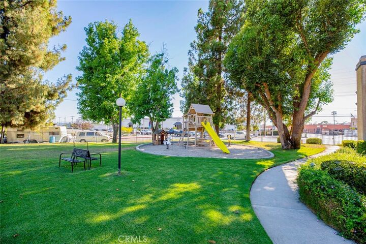 Property Photo:  9250 Sunland Boulevard 17  CA 91352 