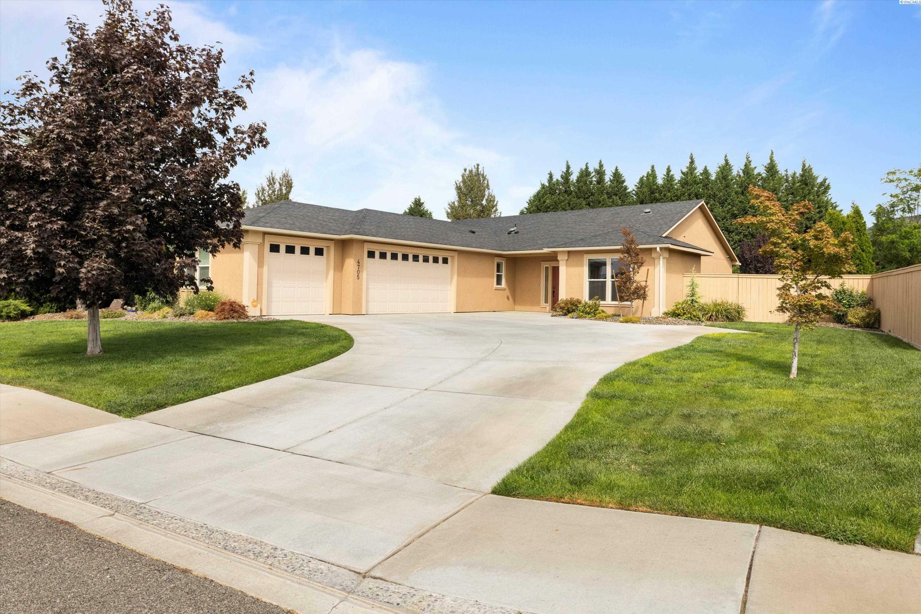 Property Photo:  4705 Cathedral Dr  WA 99301 