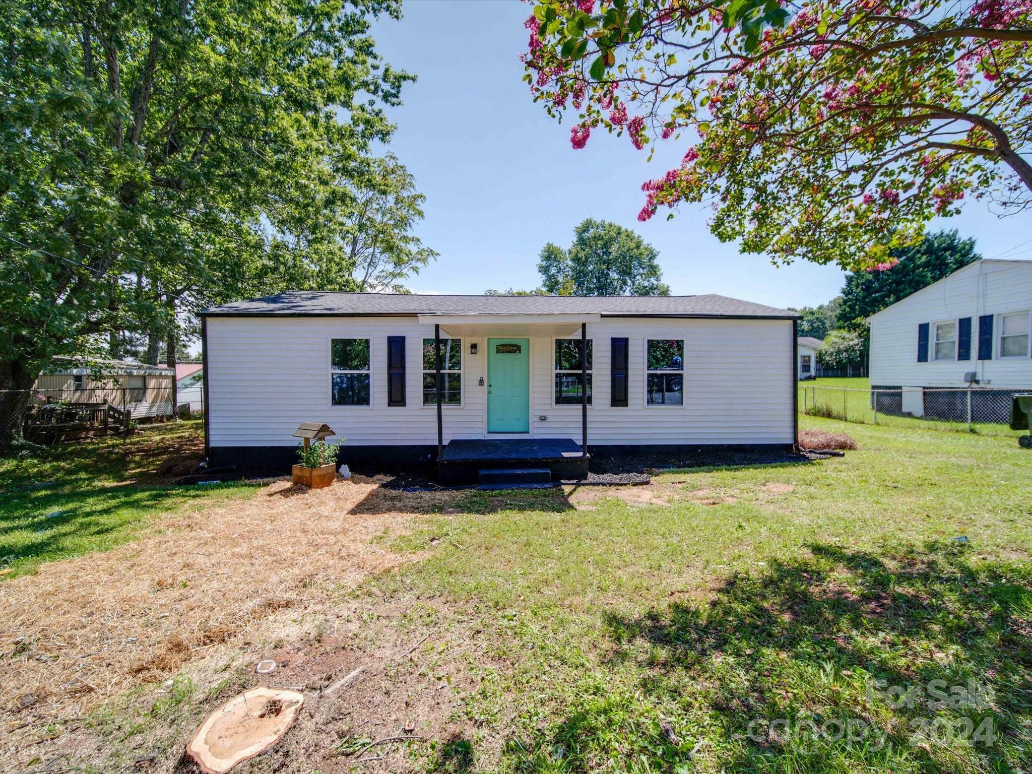 Property Photo:  306 Stowe Acres Road  NC 28086 