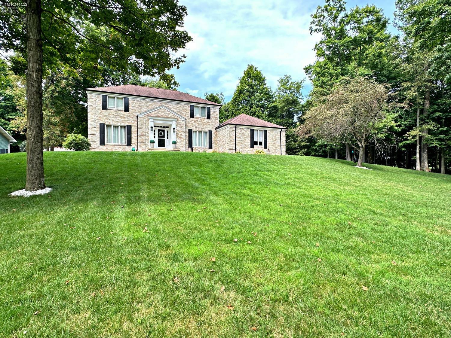 Property Photo:  2716 S Briarwood Drive  OH 44883 