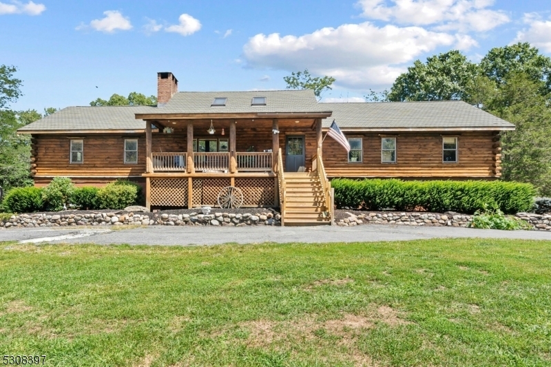 Property Photo: 2 Alice Ct NJ 07825