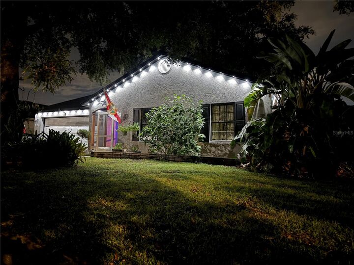 Property Photo:  1204 Windhorst Ridge Drive  FL 33510 