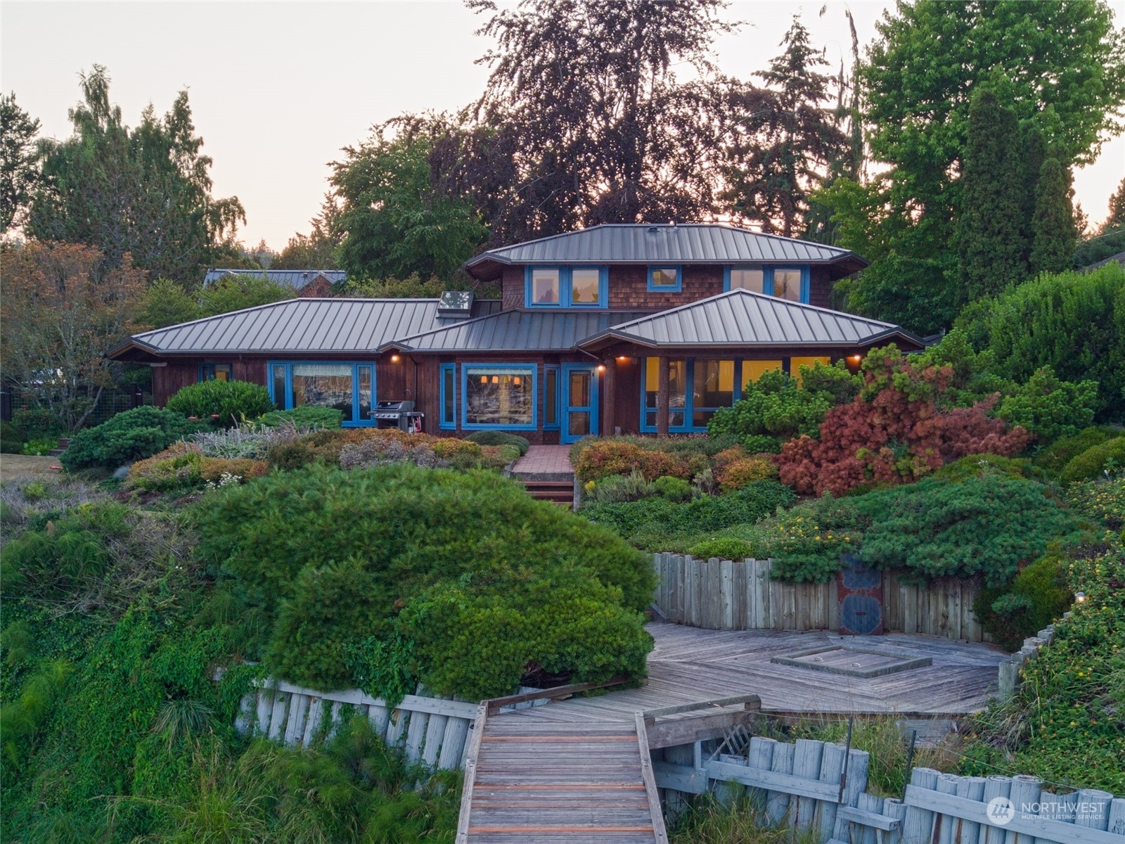Property Photo:  470  Friday Avenue  WA 98250 
