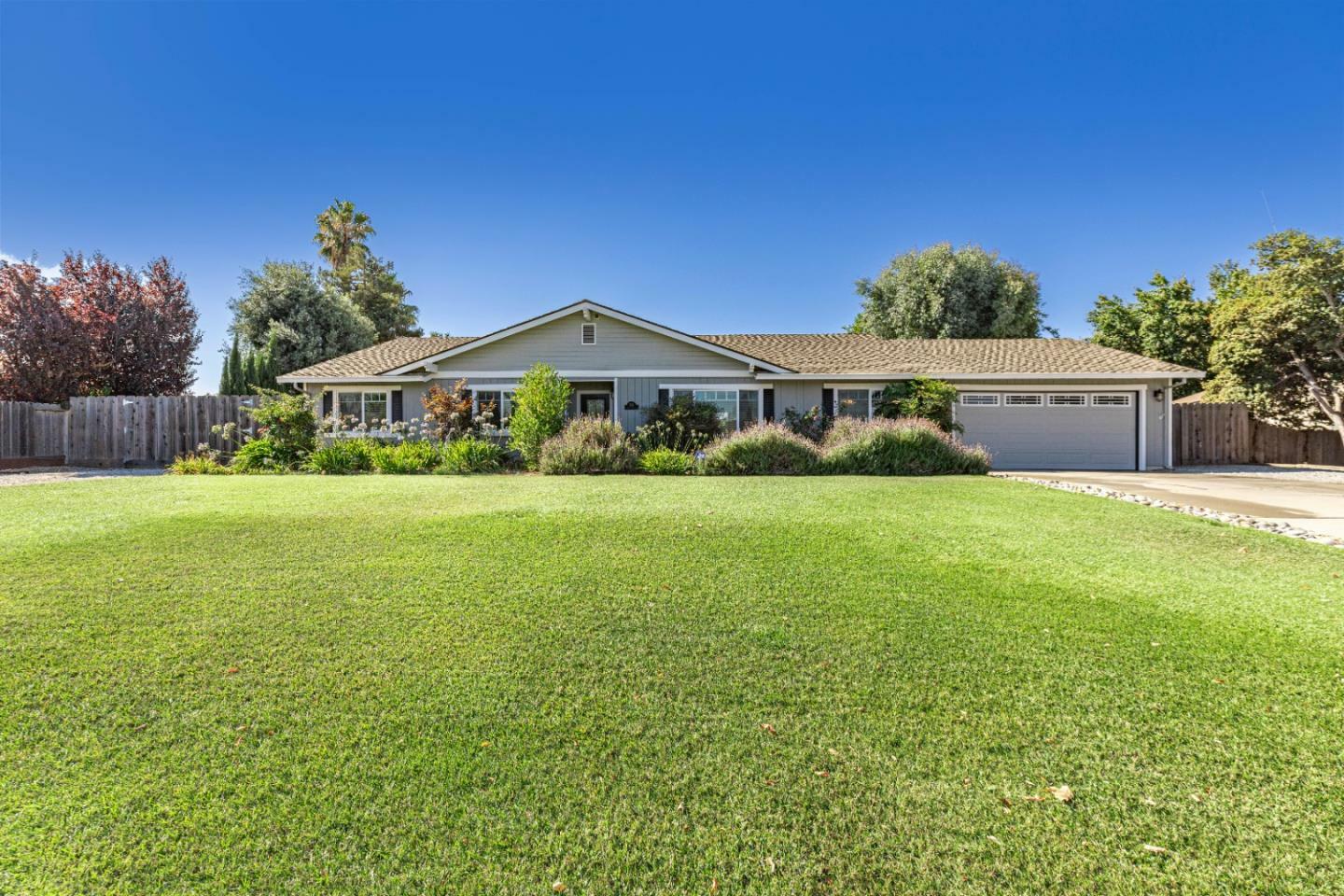 Property Photo:  150 Jonquil Lane  CA 95023 