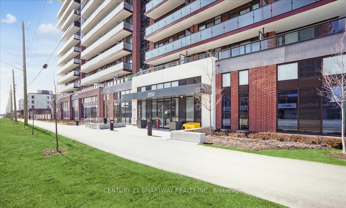 Property Photo:  2550 Simcoe St N 217  ON L1L 0R5 