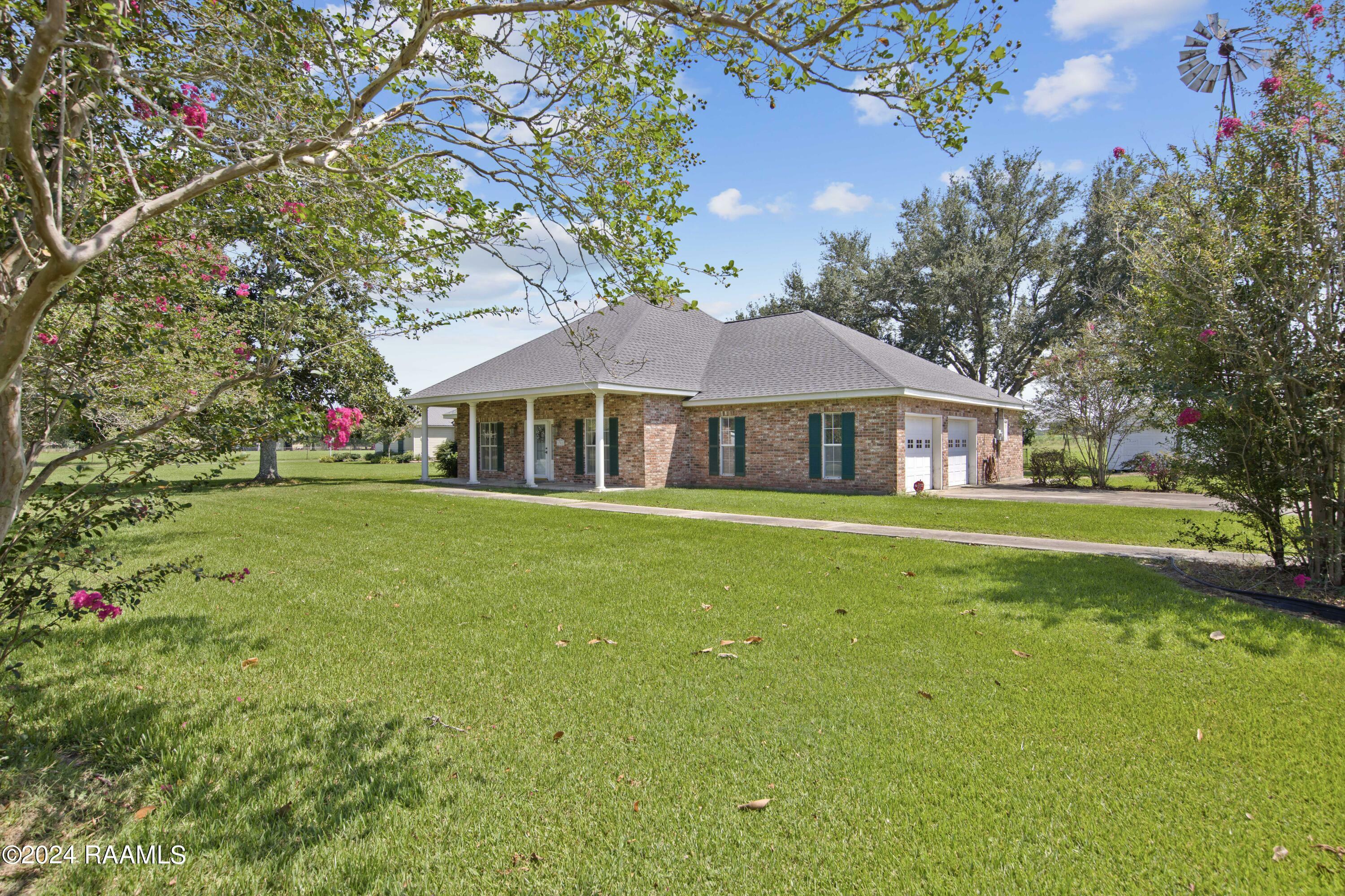 Property Photo:  1301 Duhon Road  LA 70529 