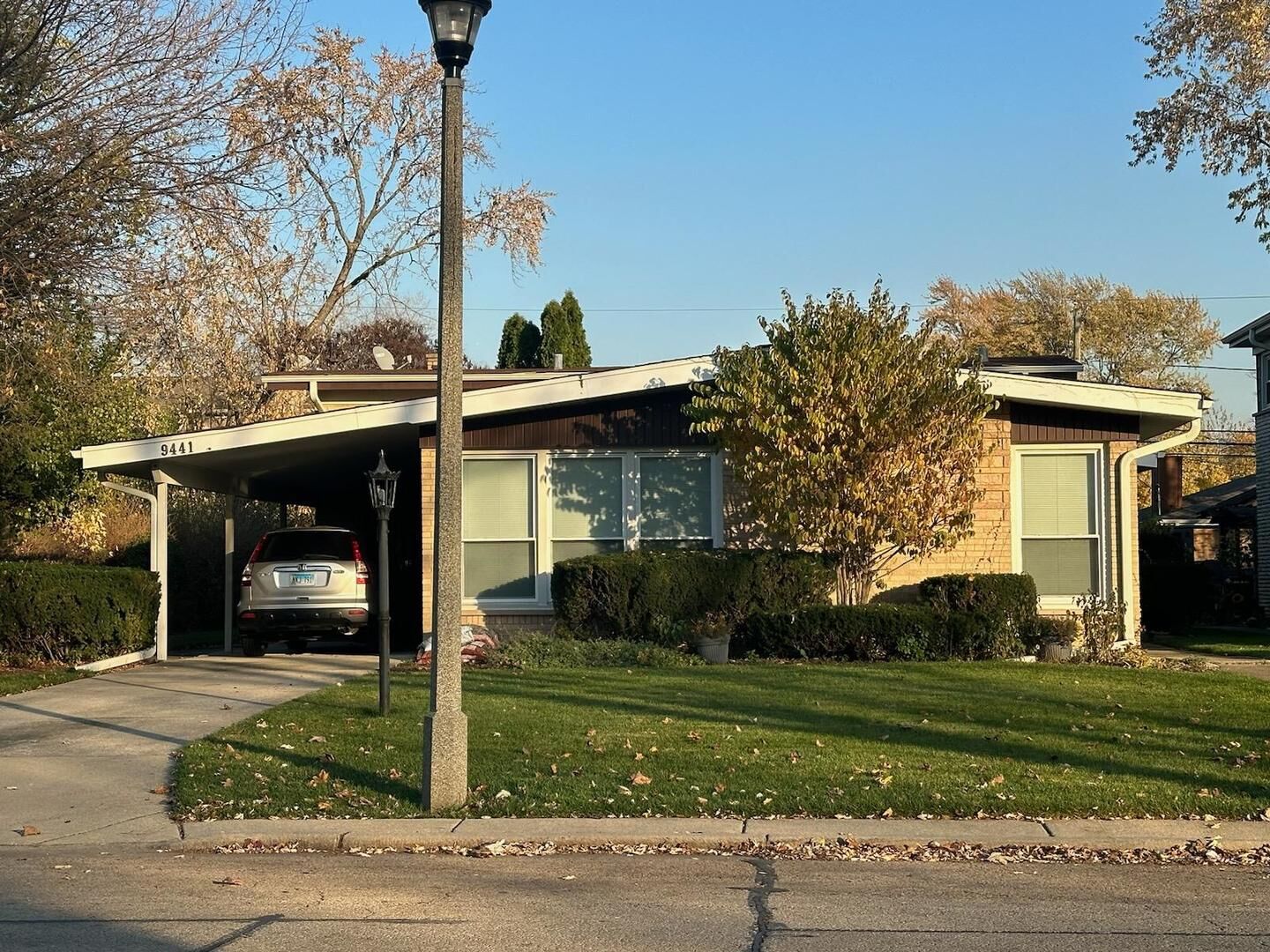 Property Photo: 9441 Tripp Avenue IL 60076