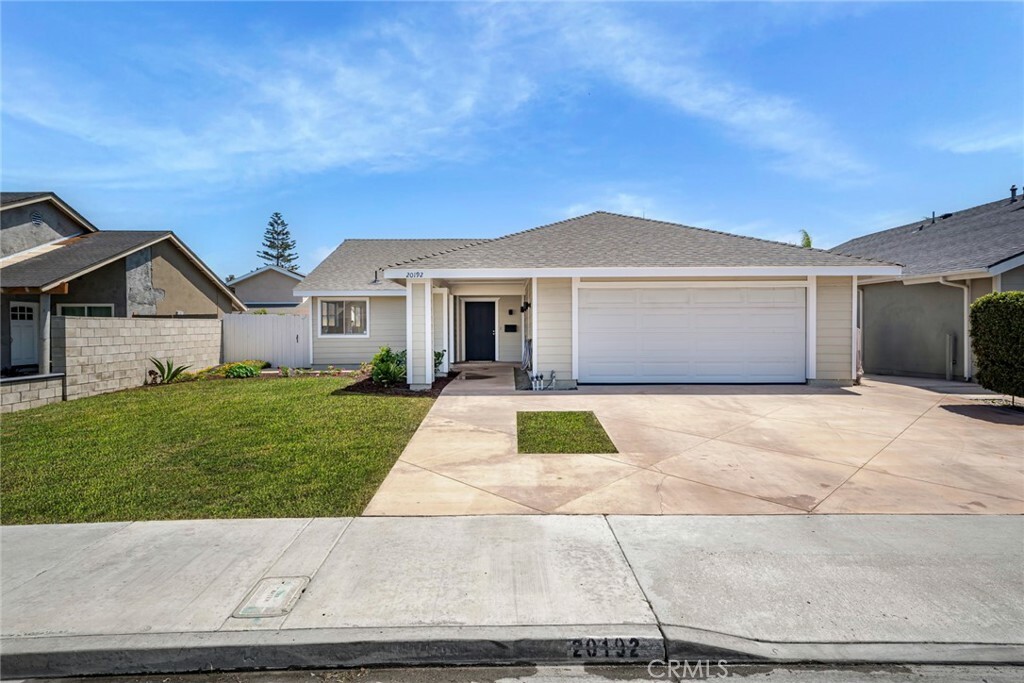 Property Photo:  20192 Cape Cottage Lane  CA 92646 