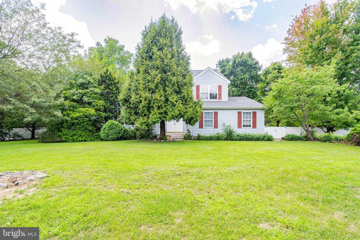 Property Photo:  286 Warren Drive  NJ 08562 