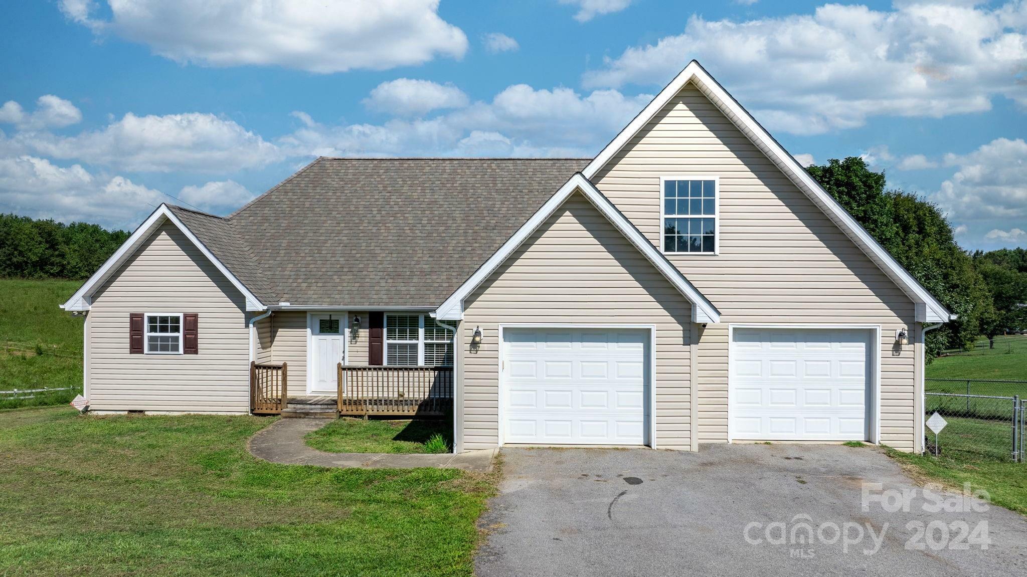 Property Photo:  1678 Jamestown Road  NC 28655 