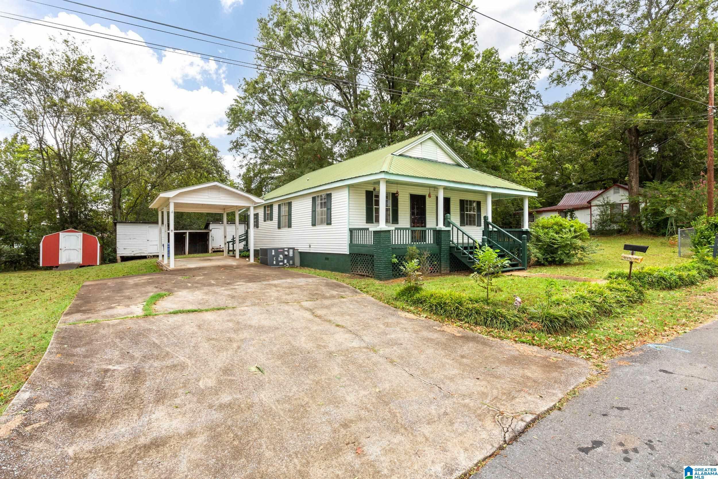 Property Photo:  208 Williams Avenue  AL 35160 