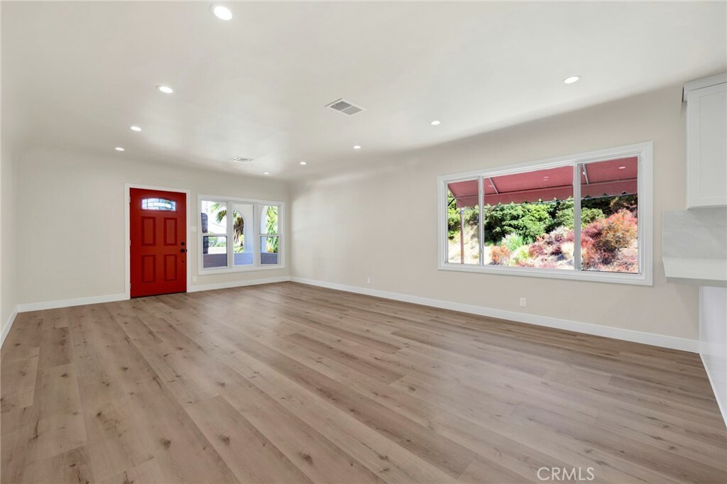 Property Photo:  10648 Pinewood Avenue  CA 91042 