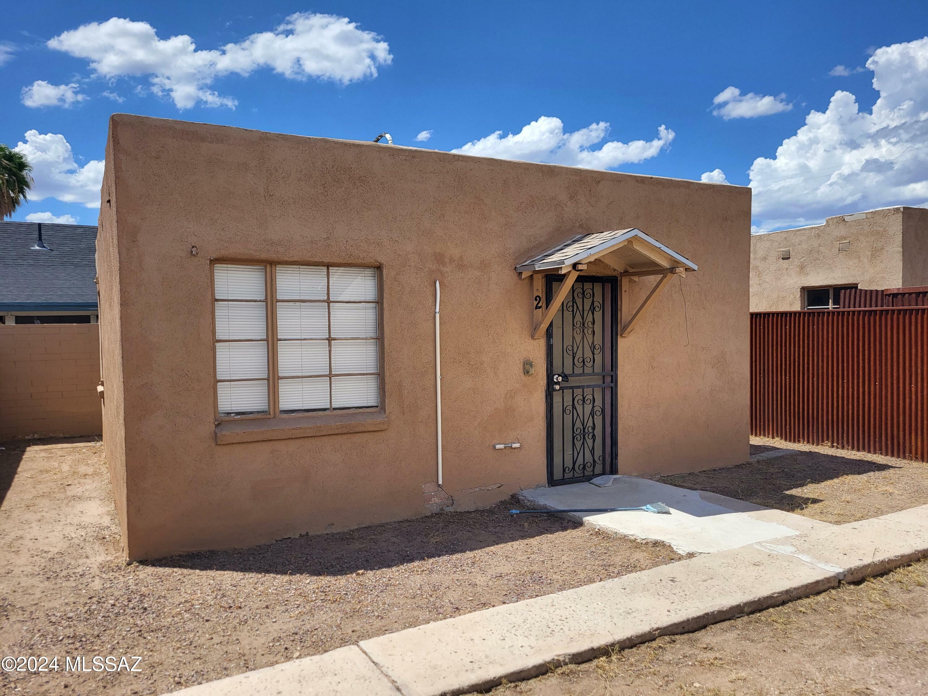 Property Photo:  26 W 34th Street  AZ 85713 