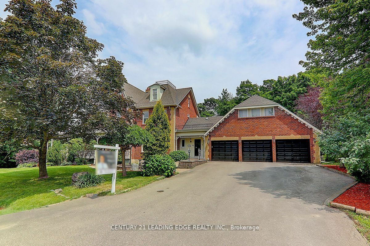 7 Maple View Lane  Whitchurch-Stouffville ON L4A 7X5 photo