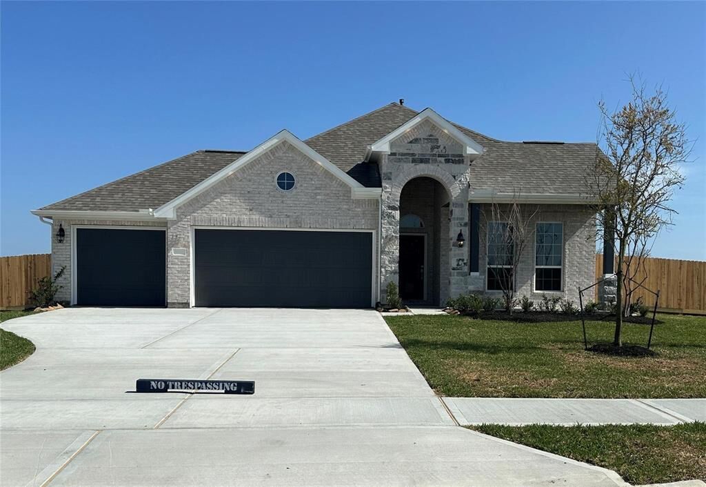 Property Photo:  13315 Watkins Way  TX 77535 