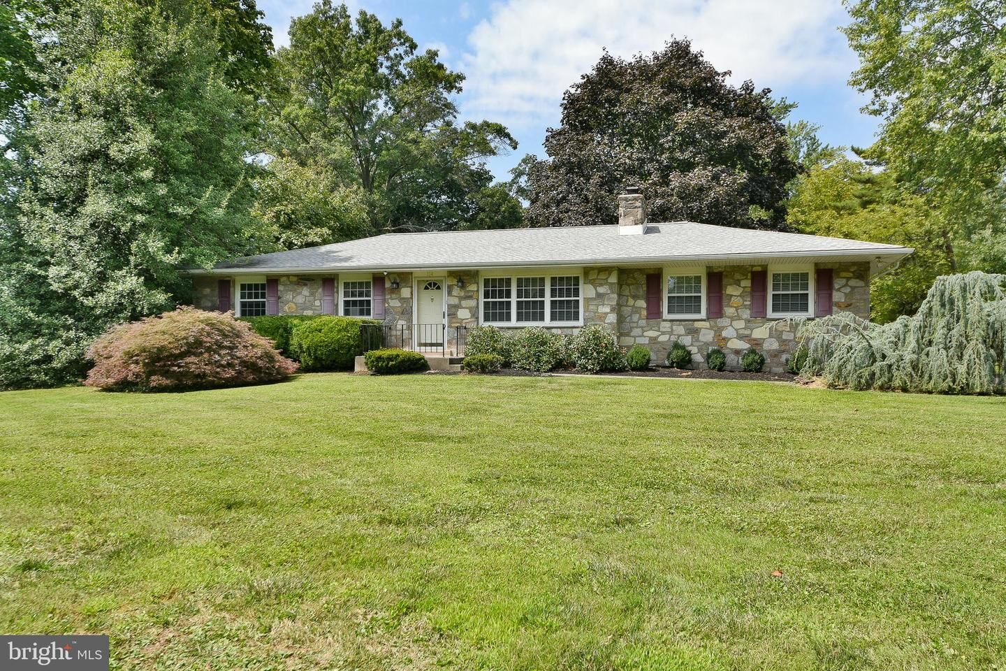 Property Photo: 114 S Swedesford Road PA 19002