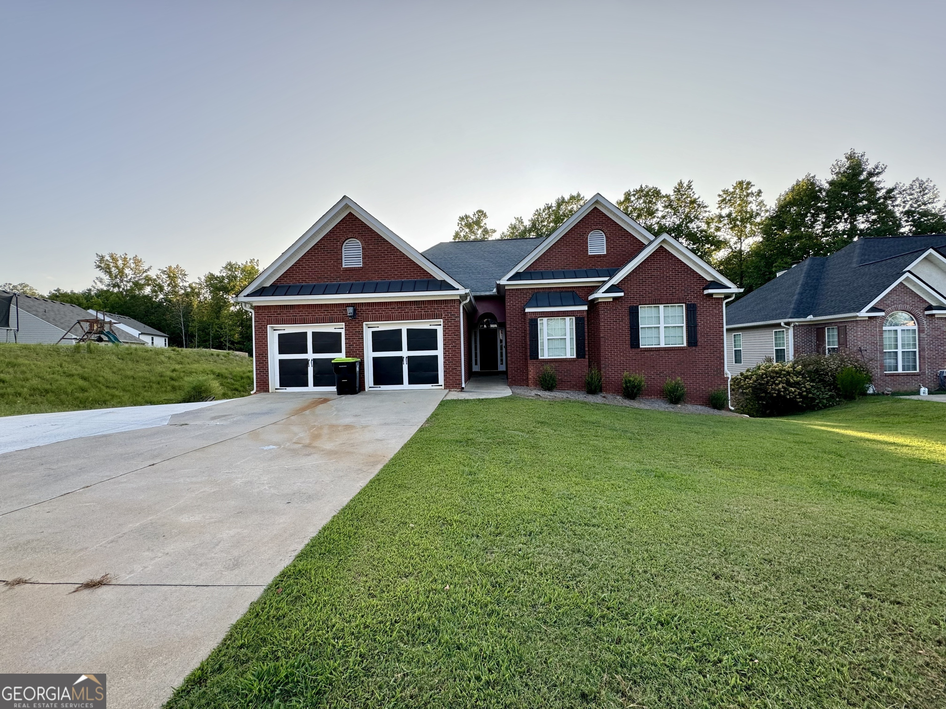 Property Photo: 723 Cherokee Rose GA 30110