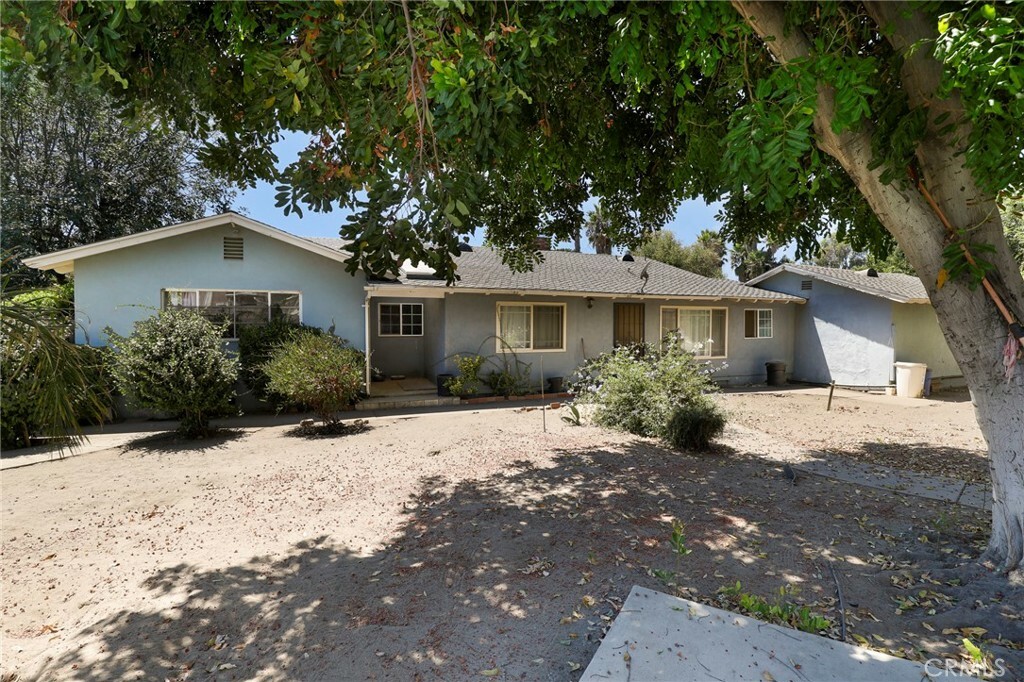 Property Photo:  9020 Kester Avenue  CA 91402 