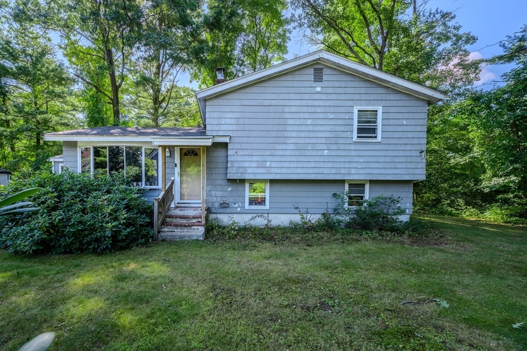 Property Photo:  17 Ravine Rd  MA 01821 