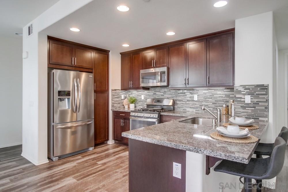 Property Photo: 5040 Paramount Dr CA 92123