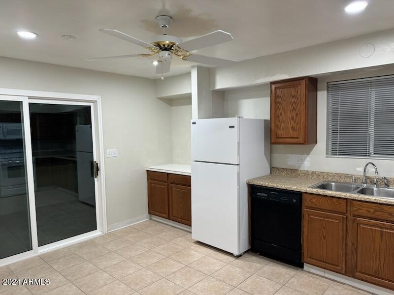 Property Photo: 6130 E Akron Street AZ 85205
