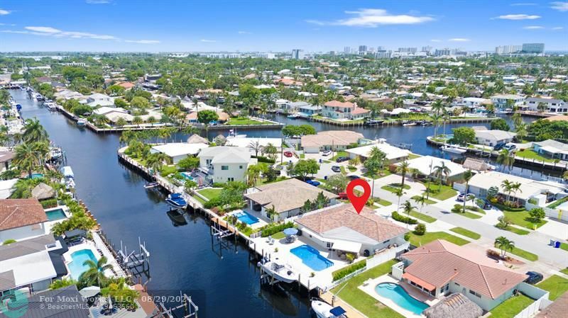 Property Photo:  441 SE 8th Ave  FL 33060 