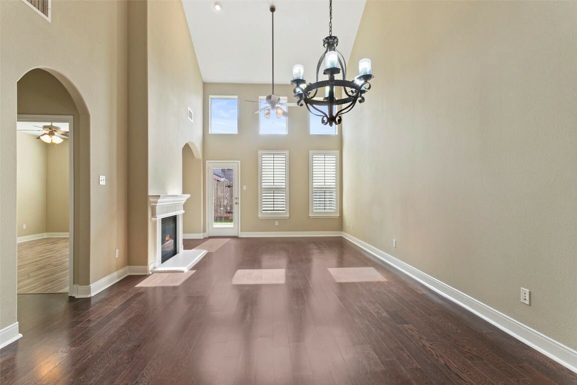 Property Photo:  2210 Onion Creek Parkway 1303  TX 78747 