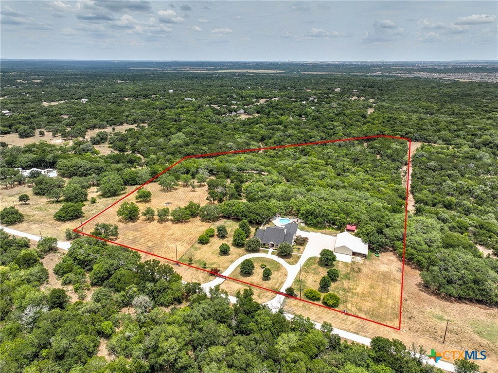 Property Photo:  501 Lovejoy Lane  TX 78666 