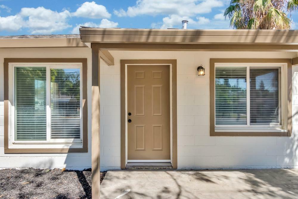 Property Photo:  2431 Edison Avenue  CA 95821 