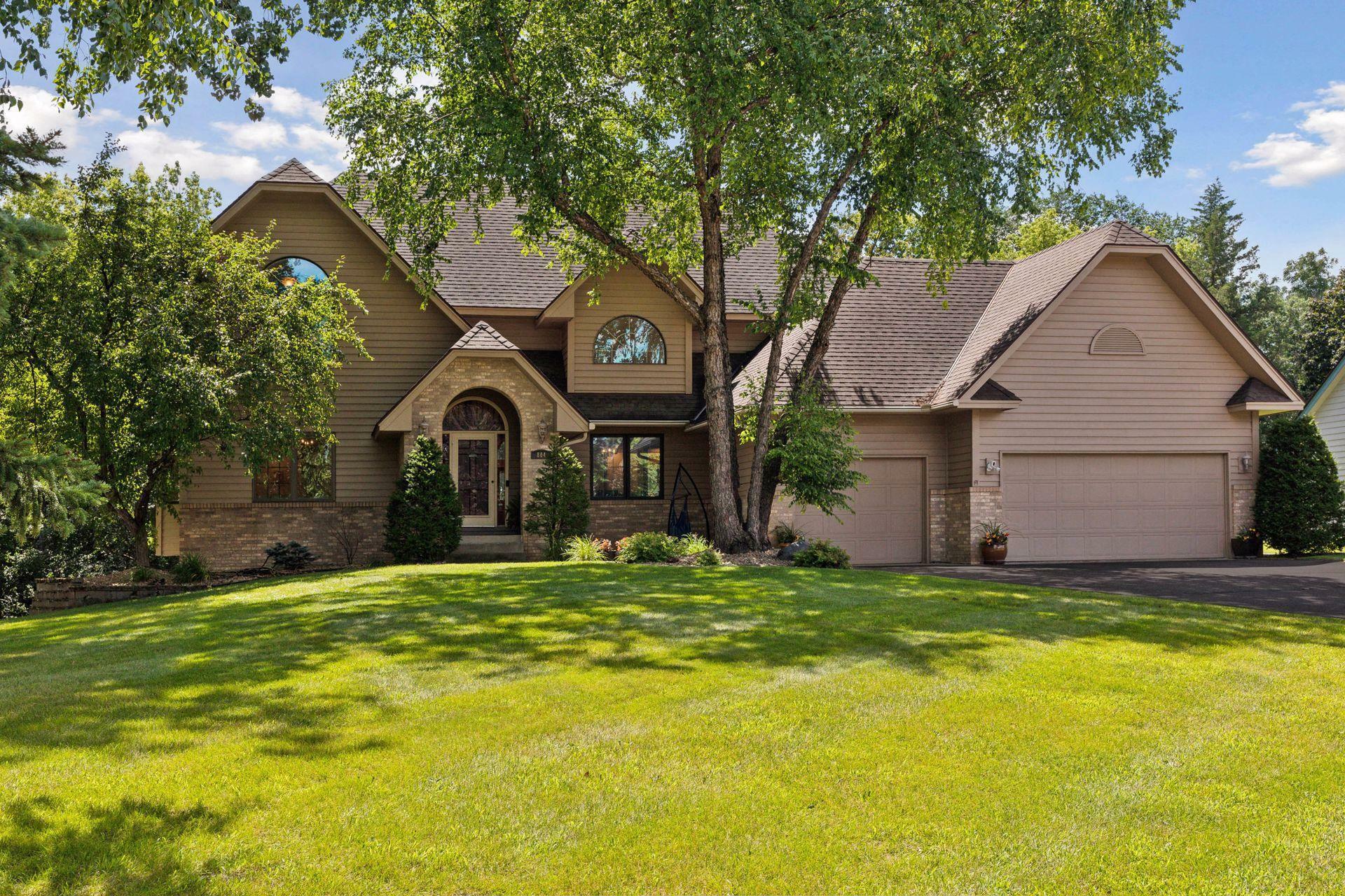 Property Photo:  804 Deer Trail Point  MN 55118 