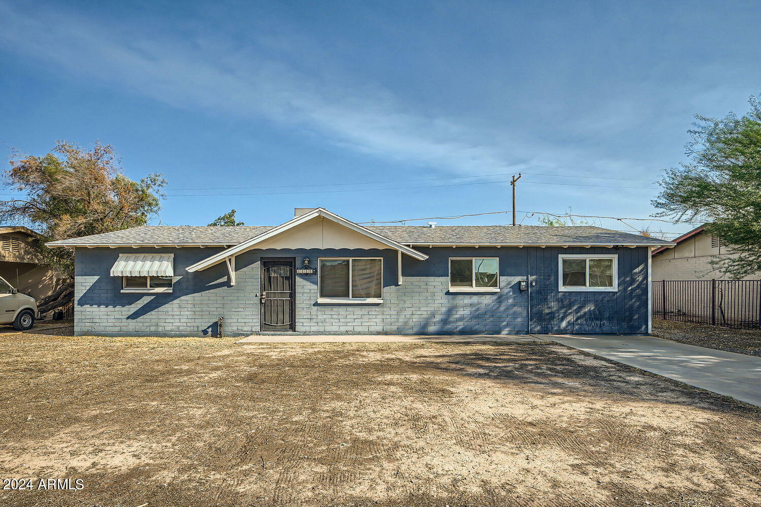 Property Photo:  1118 W 10th Street  AZ 85281 