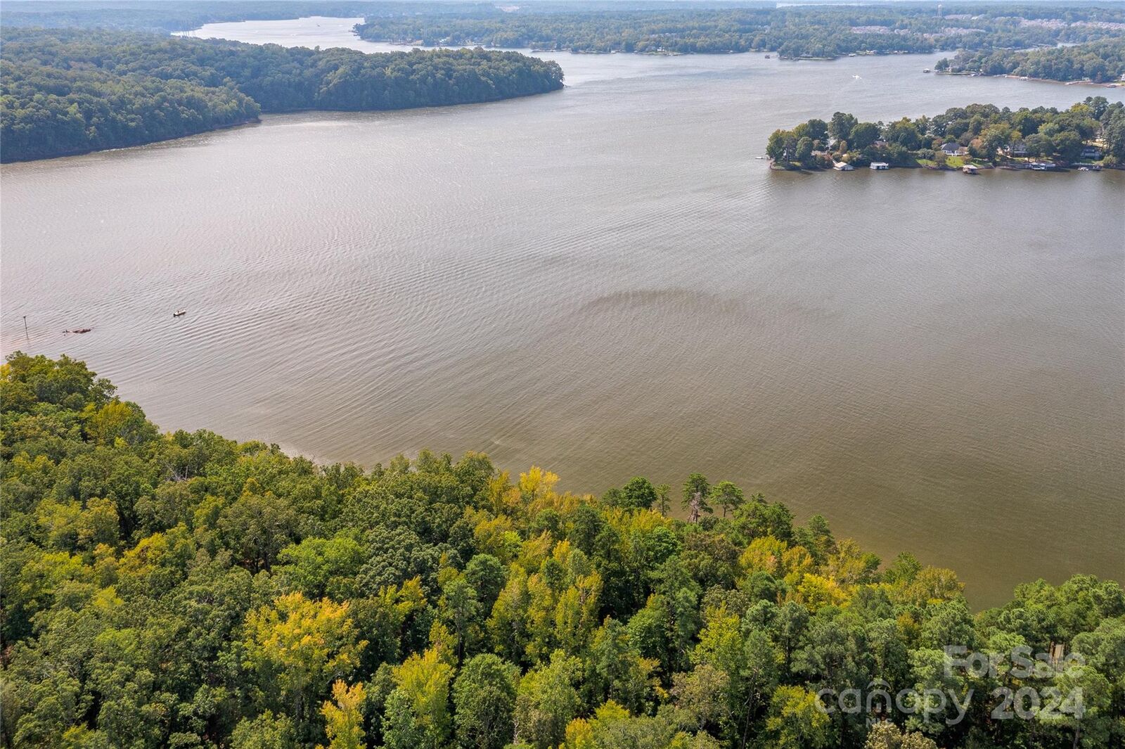 Property Photo:  1007 Kingbird Lane 12  SC 29710 