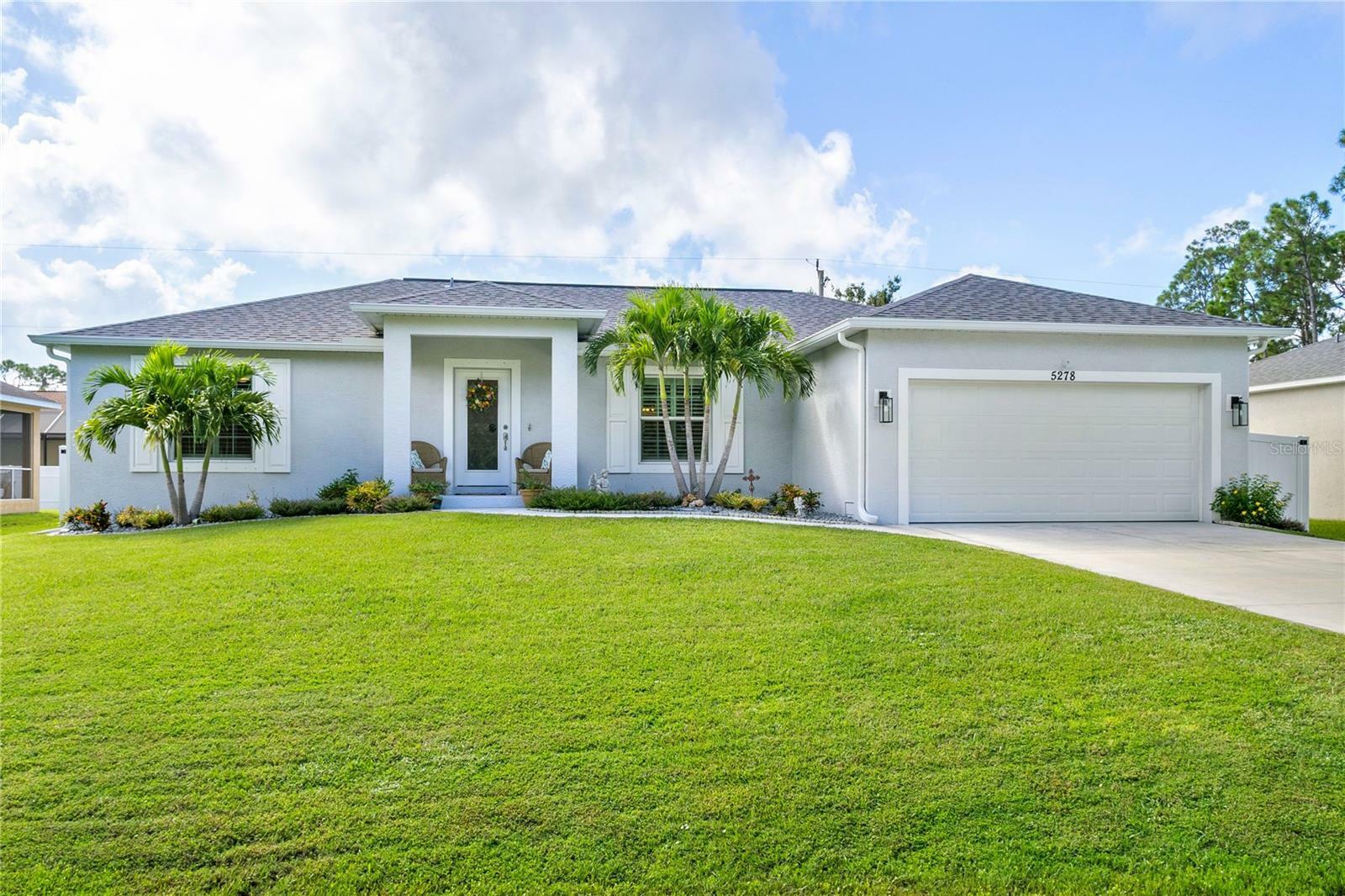 Property Photo:  5278 Norlander Drive  FL 33981 