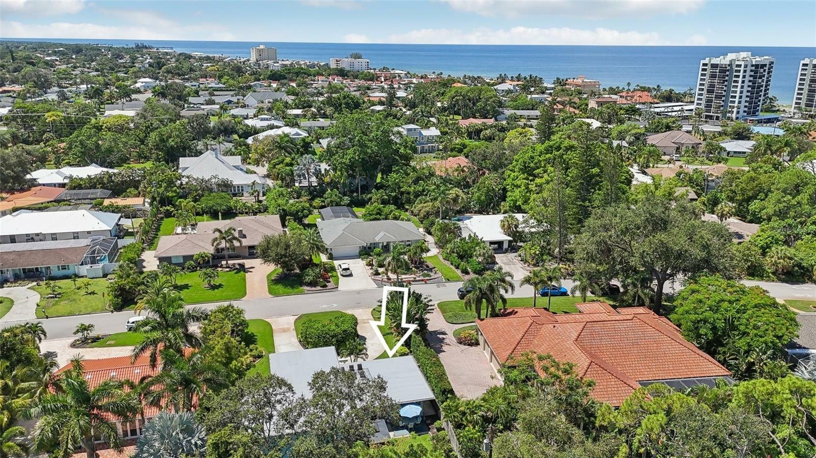 Property Photo: 608 Armada Road S FL 34285