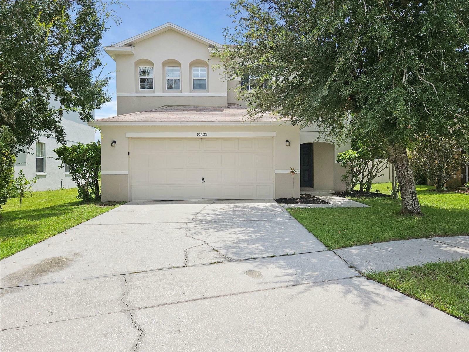 Property Photo:  19628 Timberbluff Drive  FL 34638 