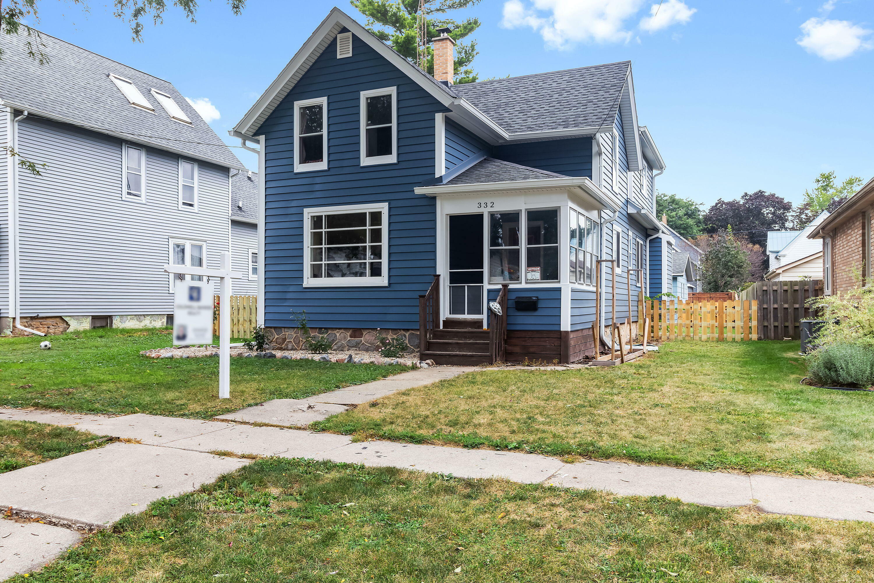 Property Photo:  332 Edward St  WI 53105 