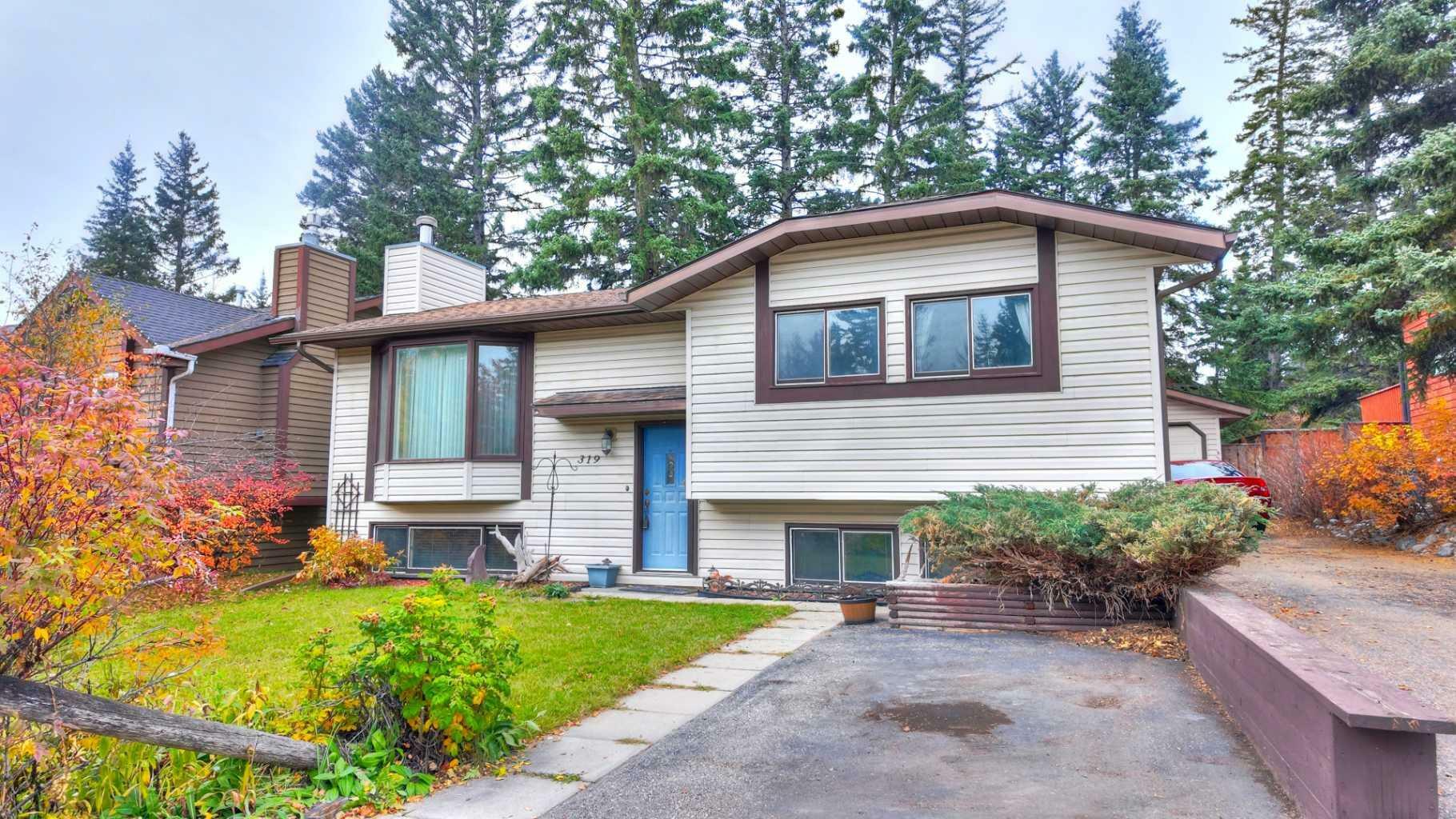 Property Photo:  319 Silver Tip Close  AB T1W 1B6 