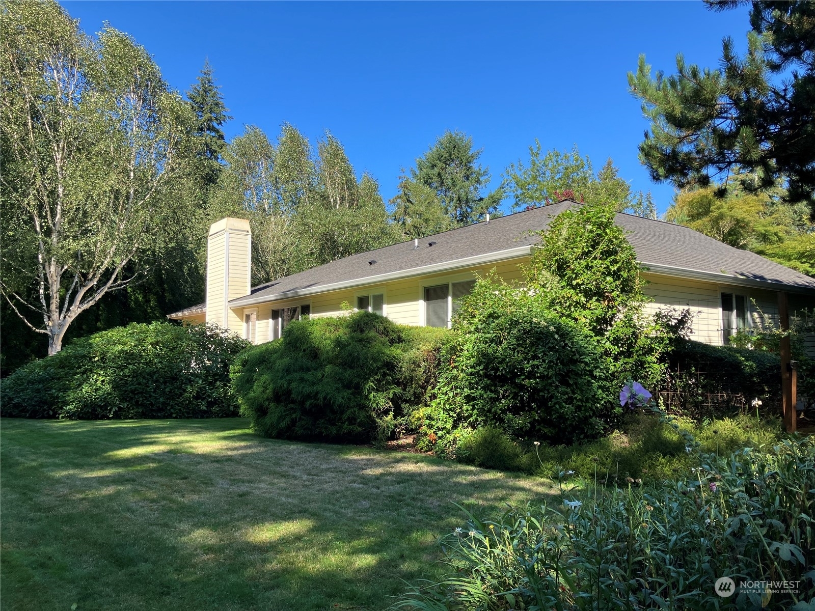 Property Photo:  10017 SW 184th Way  WA 98070 