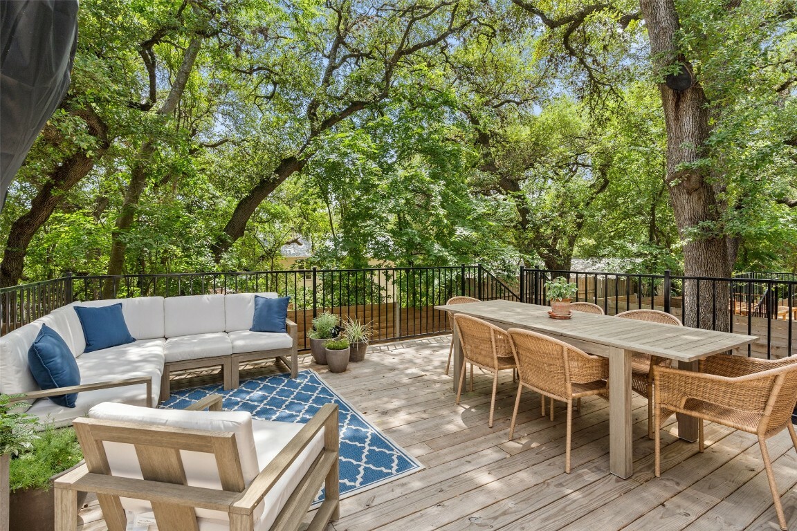 Property Photo:  404 W Alpine Road 4  TX 78704 