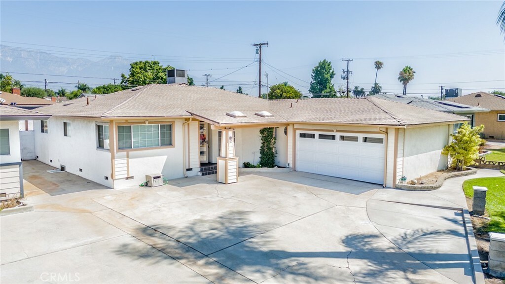 Property Photo:  818 W Princeton Street  CA 91762 