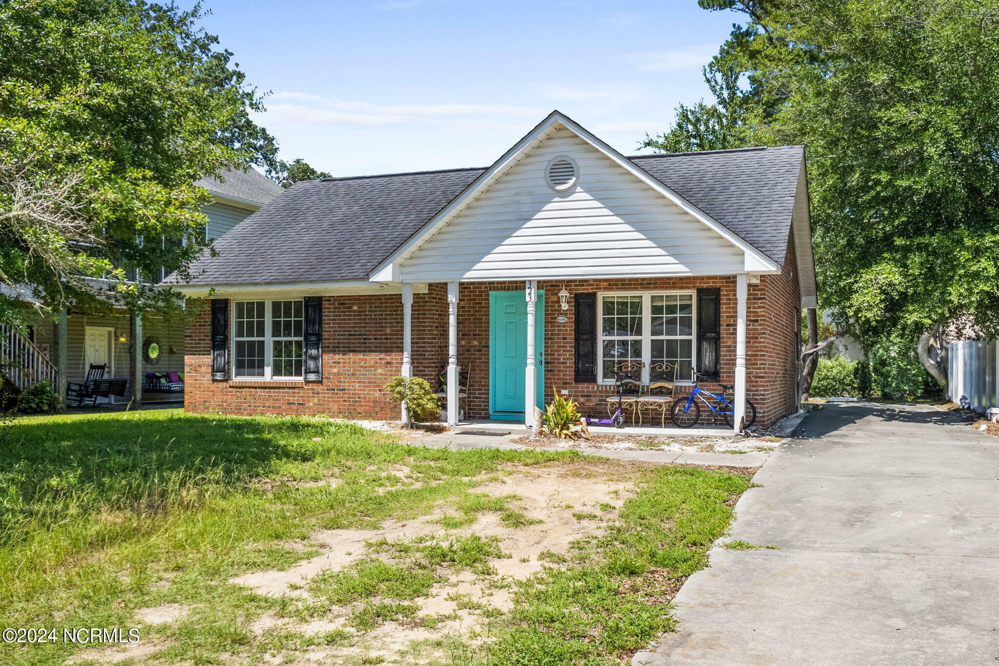 Property Photo:  323 NE 47th Street  NC 28465 