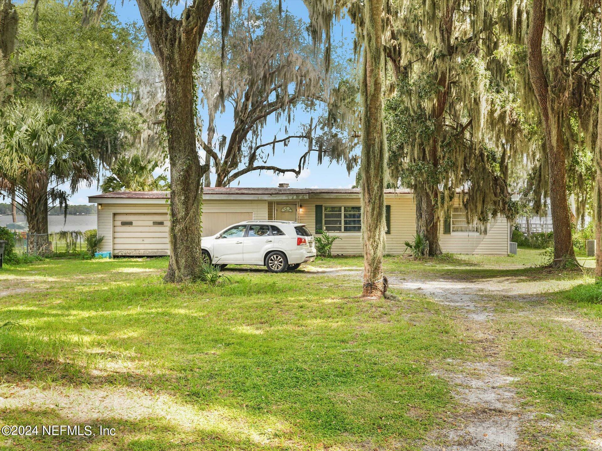 Property Photo:  169 W Grandview Drive  FL 32131 