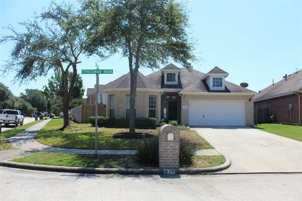 Property Photo:  526 Cypresswood Brook  TX 77373 