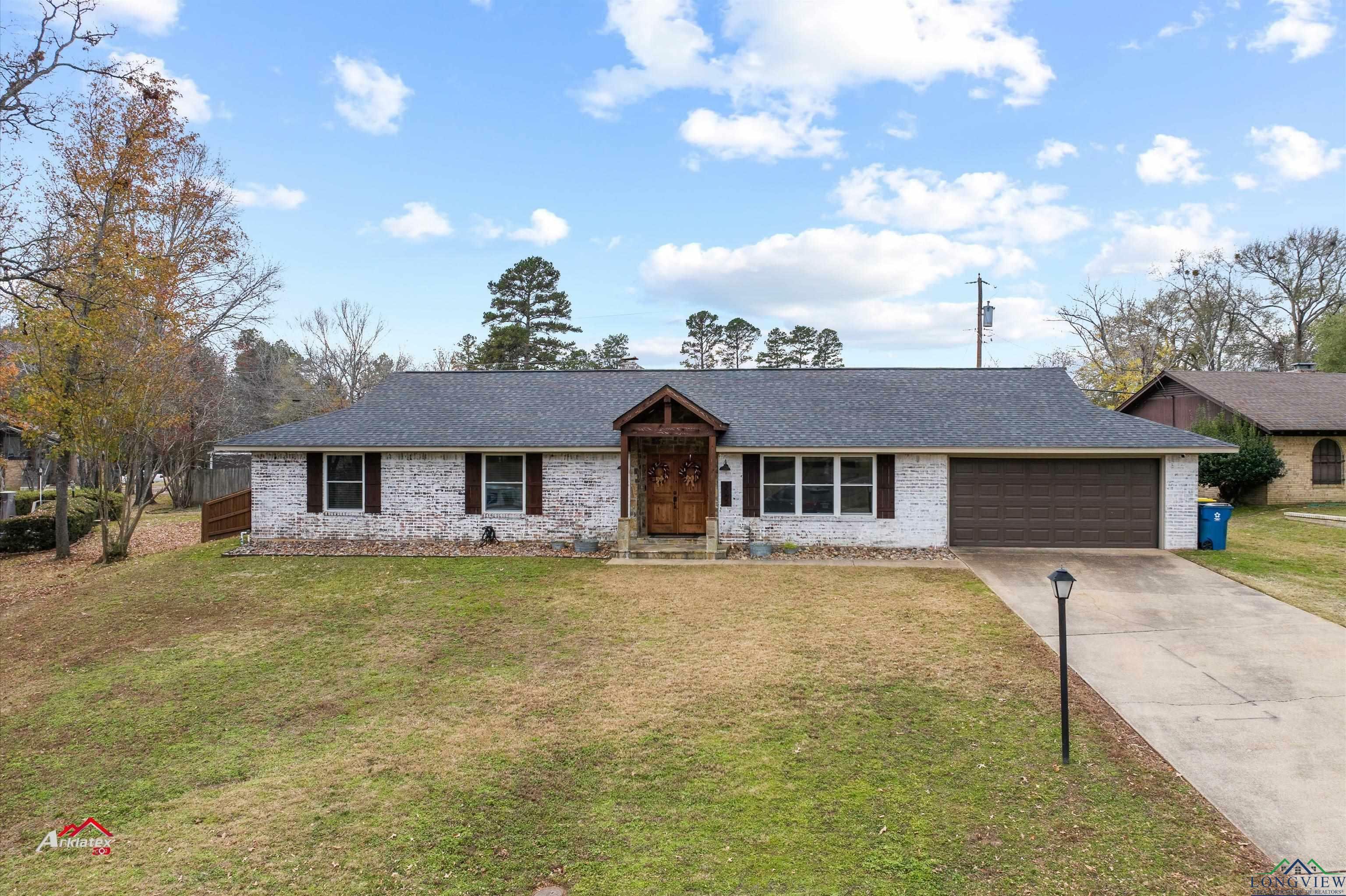 Property Photo:  3002 Crestwood  TX 75662 