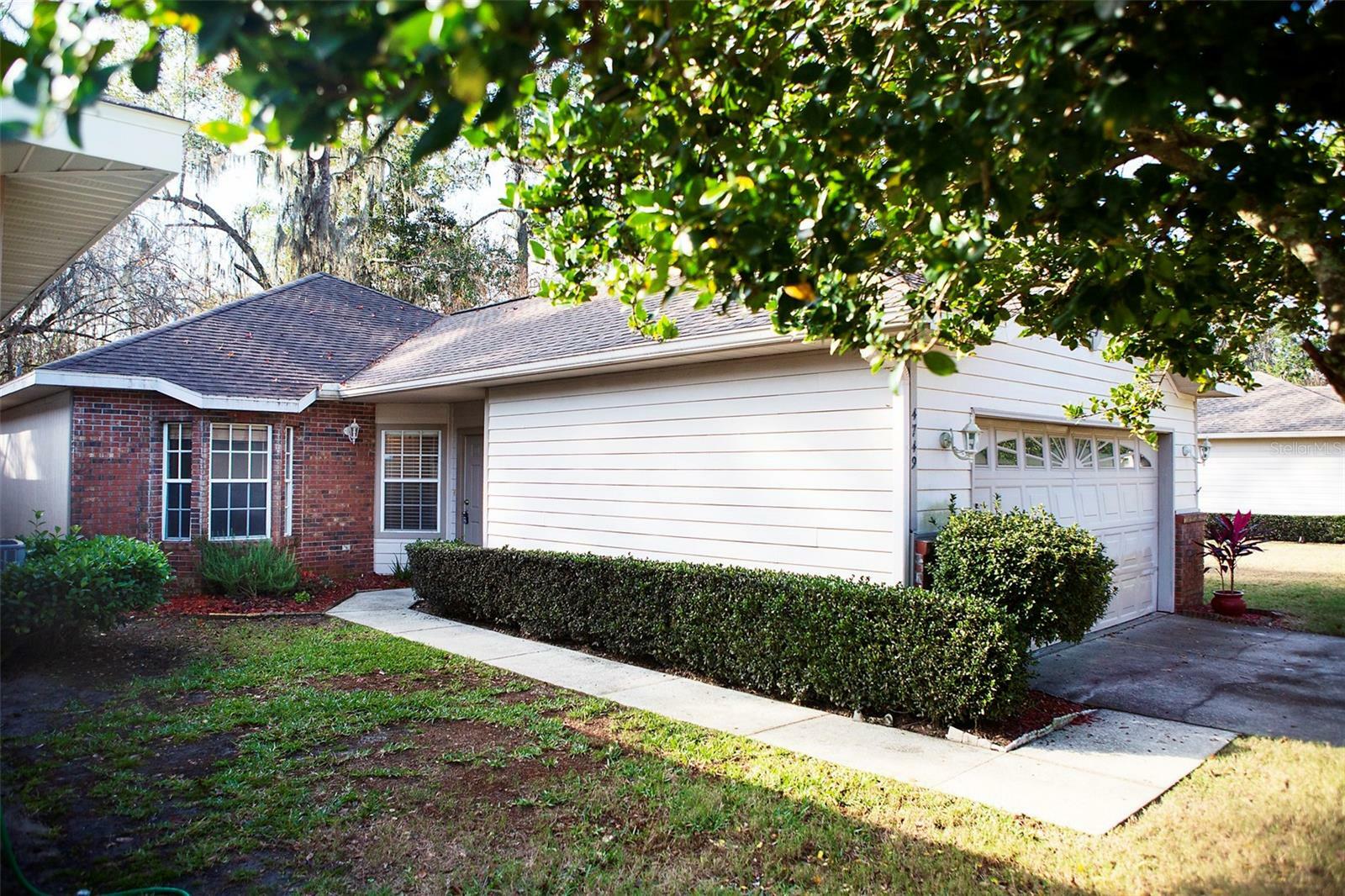 Property Photo:  4749 NW 75th Road  FL 32653 