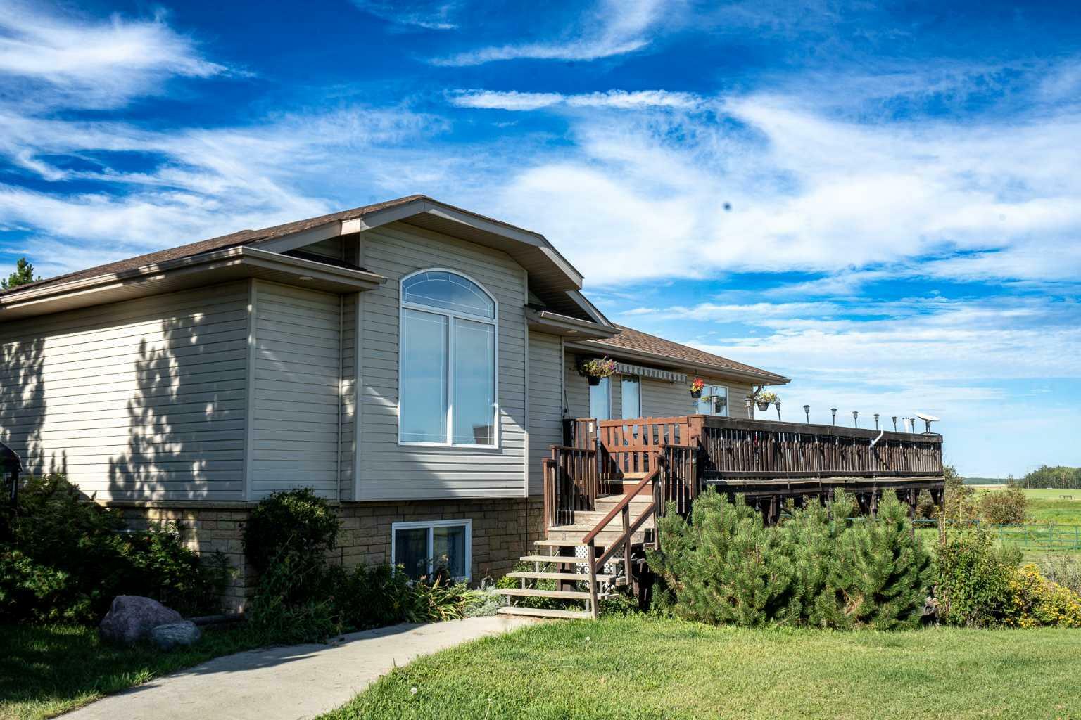 Property Photo: 51418 Highway 22 Highway AB T7A 1R7